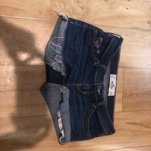 Hollister 00 shorts